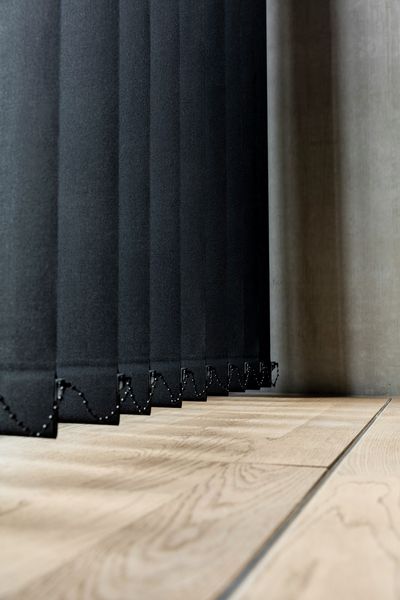 Sistemas de bandas verticales, SG 2960, Colorama 2, Office, Bern, Switzerland