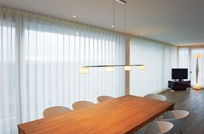 Sistemas de rieles, SG 5600, Colorama 1, Room shot "Penthouse Herkulesblick", Kassel, Germany, Wave