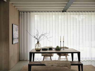 Sistemas de rieles, SG 5600, Polyflax, Private House, Cardiff, United Kingdom, Black