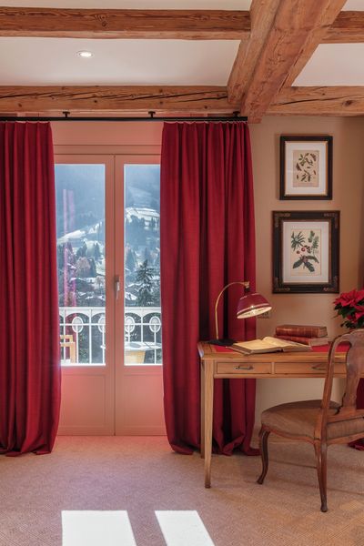 Metropole, SG 7610, Leviso Light, Hotel Palace, Gstaad, Switzerland, Black, Flush Endcap