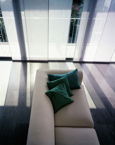 Sistemas de panel japonés, SG 2700, Room shot