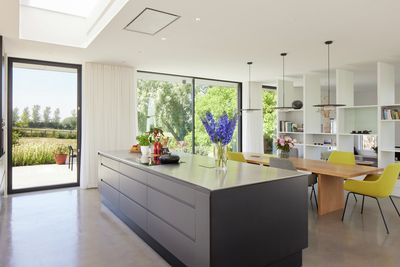 Sistemas de rieles de cortinas de accionamiento manual, SG 6243, Colorama 2, Manor Farm, Suffolk, United Kingdom