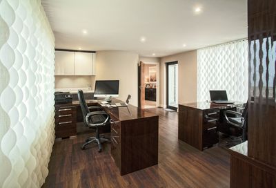 Sistemas de bandas verticales, SG 2910, Multi Visio, Room shot "Rawsons Retreat", Kent, United Kingdom, Vertical Waves