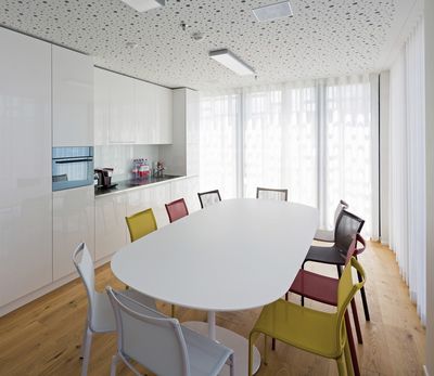 Sistemas de rieles, SG 6100, Colorama 2 Bioactive, Medbase, Abtwil, Switzerland, Wave