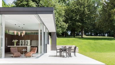 Sistemas de enrollables, SG 4970, Multiscreen 1-10%, Broughton House, Sevenoaks, Kent, United Kingdom