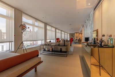 Sistemas de enrollables, SG 4960, Multiscreen 1-10%, Centre Point, London, United Kingdom, Recess