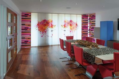 Sistemas de panel japonés, SG 2700, Multi Shadow, Room shot "Aurora House, Essex", United Kingdom