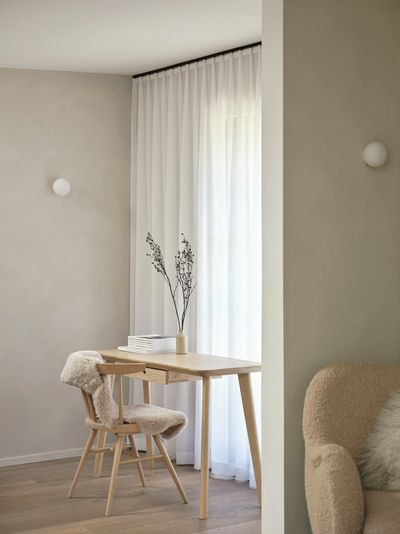 Sistemas de rieles, SG 6465, Polyflax, Private House, Cardiff, United Kingdom, Black