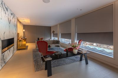 Sistemas de enrollables, SG 4960, Multiscreen 1-10%, Centre Point, London, United Kingdom, Recess